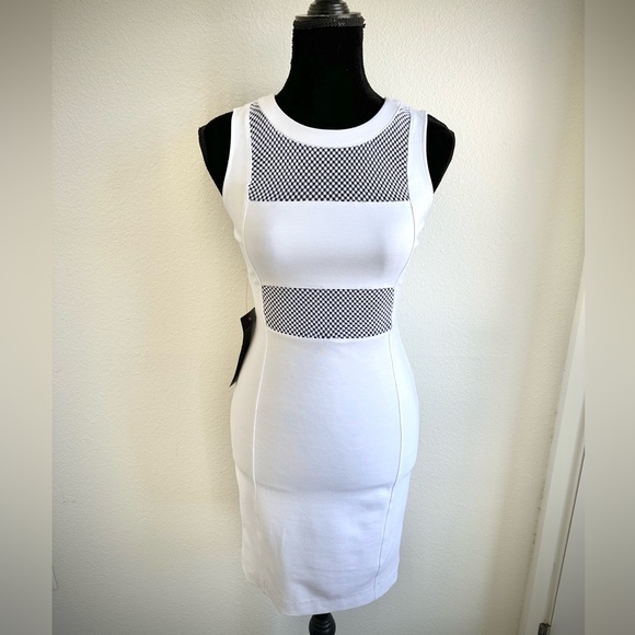 BEBE RESORT DRESS - Picture 8 of 8